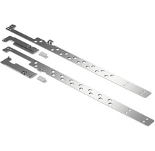 Metallschienen mit Befestigungselementen für Möbelbeschläge