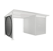 Seitenwand eines Geräteschuppens zur Wind- und Sichtschutz.