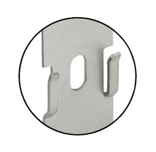 Metallhalterung mit Aussparung und Haken