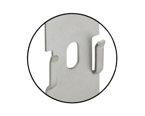Metallhalterung mit Aussparung und Haken