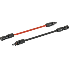Zwei Solarkabel mit Steckerverbindungen