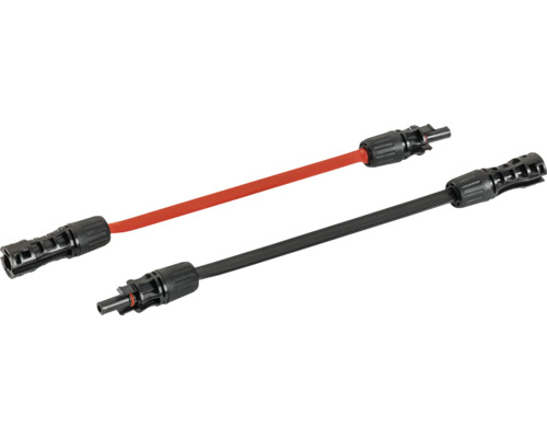 Zwei Solarkabel mit Steckerverbindungen