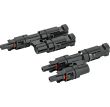 Zwei Solarstecker für Photovoltaikanlagen