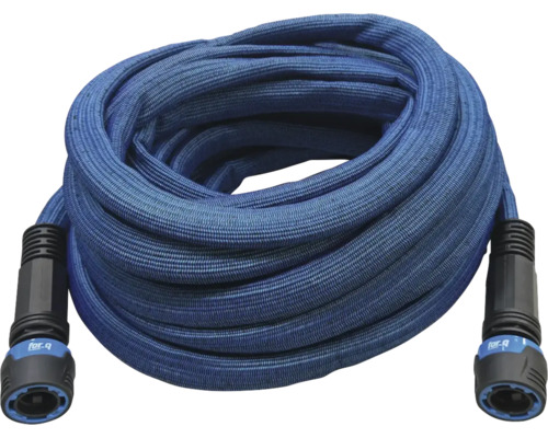 Blauer Gartenschlauch mit Anschlüssen
