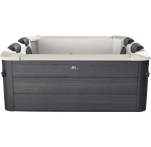 Freistehender Whirlpool mit grauer Holzverkleidung