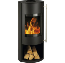 Kaminofen mit Holzfach und brennendem Feuer