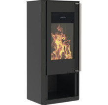 Kaminofen mit Flammen und Lagerfach