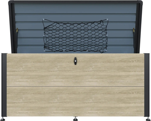 Geöffnete Gartenbox aus Holz mit Netz zur Aufbewahrung