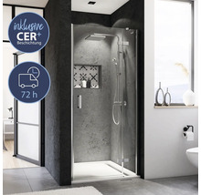 Duschkabine mit Duschkopf und Handbrause in modernem Badezimmer