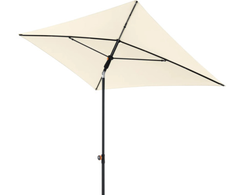 Rechteckiger Sonnenschirm mit schwarzem Gestell