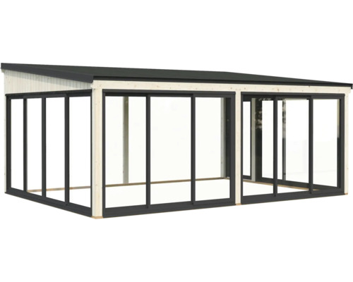 Überdachter Terrassenbereich mit Holzrahmen und Schiebetüren