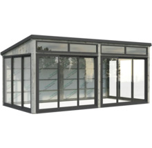 Gartenhaus mit Schiebetüren und Holzverkleidung