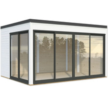 Gartenhaus mit Schiebetüren und Fensterfront