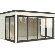 Modernes Gartenhaus aus Holz mit Schiebetüren aus Glas