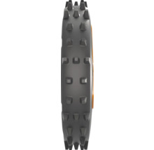 Reifen mit Stollenprofil für bessere Traktion