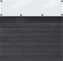 Holzwand mit einer Glasscheibe