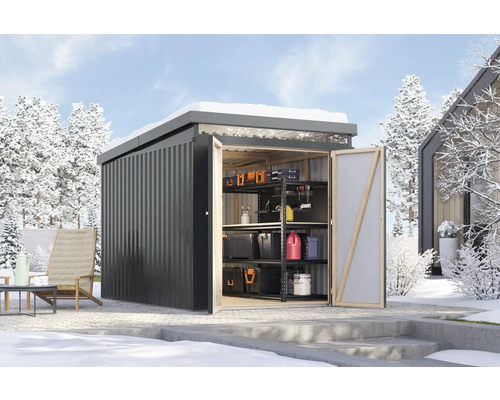 Gartenschrank mit Regalen im Wintergarten