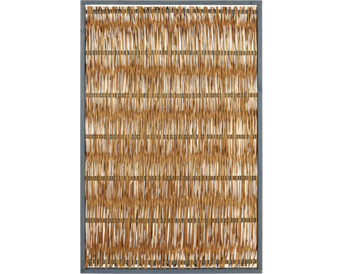 Sichtschutzelement aus Weide im Rahmen