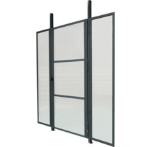 Windschutzwand aus Metall und Glas