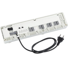 Weißer Regler mit Kabel und Stecker