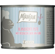 Mjamjam Katzenfutter blanchierte Pute mit reichlich Lachs an Soße
