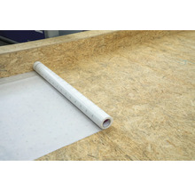 Rolle weisse Unterlagsbahn auf Holzuntergrund