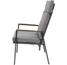 Gartenstuhl mit Armlehnen und Polsterung