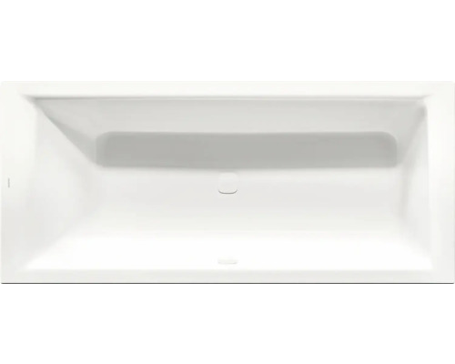 Blick von oben in eine rechteckige Badewanne