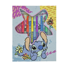 Stifteset mit Stitch-Motiv in einer dekorativen Verpackung.