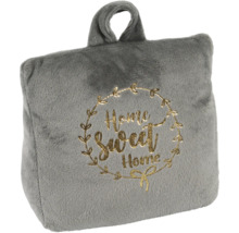 Grauer Türstopper mit dem Schriftzug Home Sweet Home und Trageschlaufe