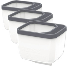 Drei Kräutertöpfe aus Kunststoff