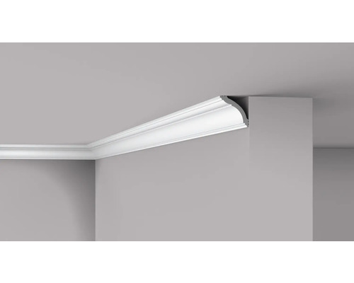 Deckenleiste aus Polystyrol an einer Wand