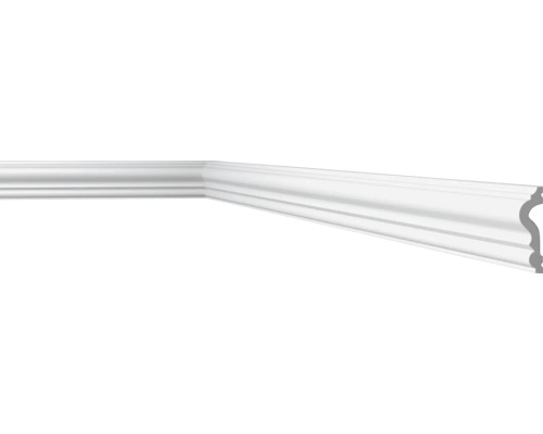 Weiße Zierleiste im Profil