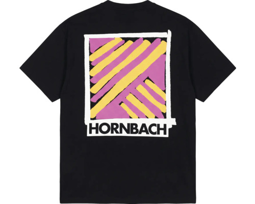 Schwarzes T-Shirt mit Hornbach Logo und grafischem Muster
