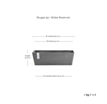 Dunkelgrauer Balkonkasten Bruges 55 mit Wasserspeicher, Höhe 17,5 Zentimeter, Breite oben 55,3 Zentimeter, unten 50,5 Zentimeter, Volumen 12 Liter.