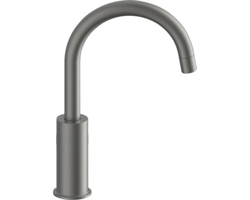 Wasserhahn aus Metall mit hohem Auslauf