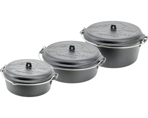Drei Petromax Feuertöpfe aus Gusseisen mit Deckel und Tragegriff