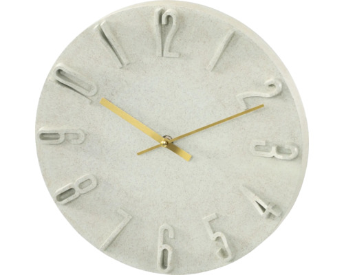 Wanduhr mit erhabenen Ziffern und goldenen Zeigern