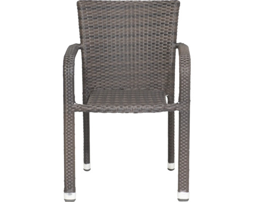 Stapelbarer Gartenstuhl aus Polyrattan-Geflecht mit Armlehnen in Dunkelbraun.