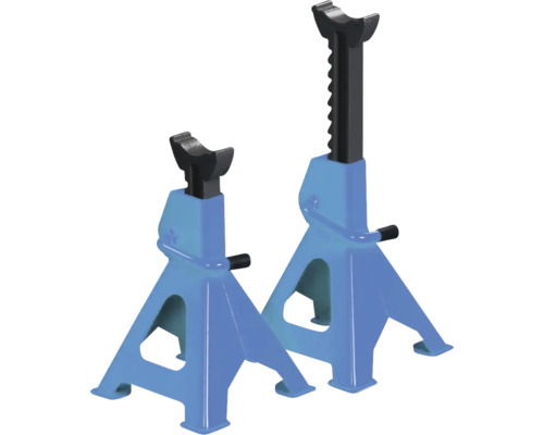 Zwei Unterstellböcke für Fahrzeuge