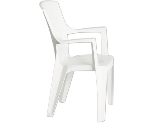 Weißer Stapelsessel aus Kunststoff mit Armlehnen für den Außenbereich.