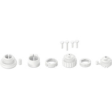 Weißes Set aus Kunststoffteilen für Armaturen mit Gewinderingen, Kappen und Befestigungsstiften.