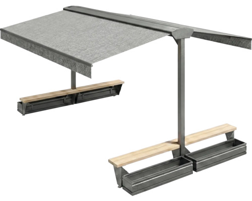 Sitzgruppe mit Sonnenschutz und Pflanzkästen für den Aussenbereich