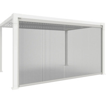 Weiße Pergola mit Sichtschutz