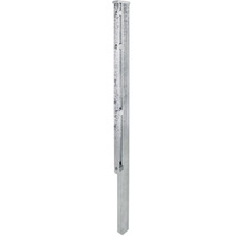 Pfosten aus Metall mit Halterungen