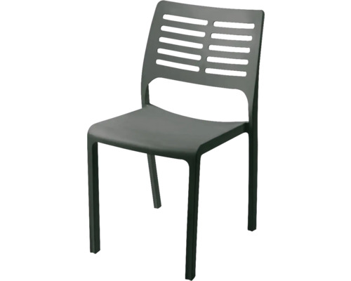 Stapelbarer Gartenstuhl aus Kunststoff mit waagerecht geschlitzter Rückenlehne.