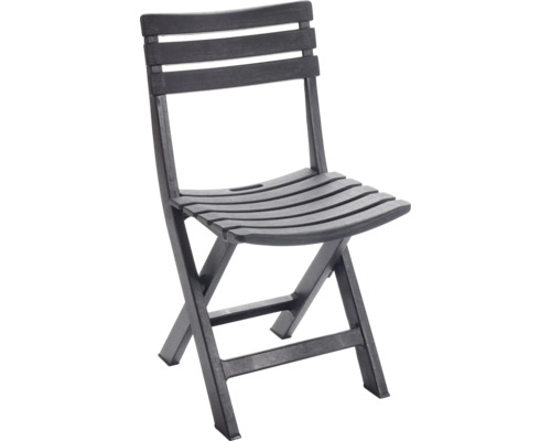 Klappbarer Gartenstuhl mit Lattenrückenlehne und Sitzfläche aus dunklem wetterfestem Material.