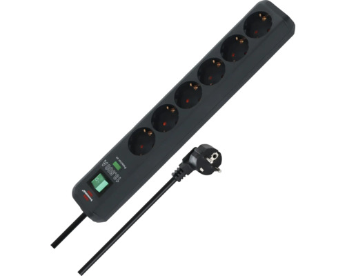 Steckdosenleiste mit sechs Steckdosen und Netzstecker