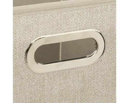 Detailansicht einer Aufbewahrungsbox mit Griff