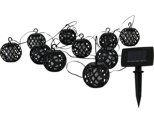 Solar-LED-Lichterkette mit zehn schwarzen Gitterkugeln und Solarpanel mit Erdspieß für den Außenbereich.